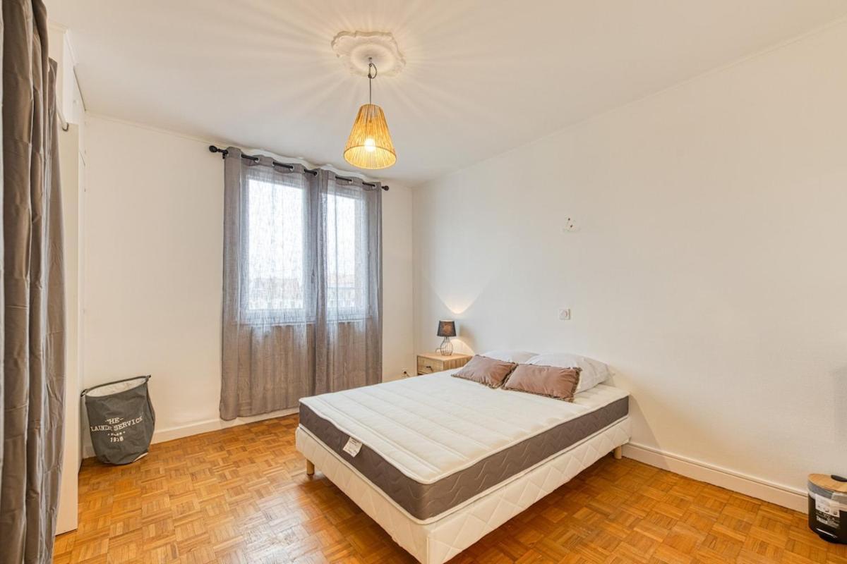 Magnificent Apartment, 4 Bedrooms, Fiber Wifi Гренобль Екстер'єр фото